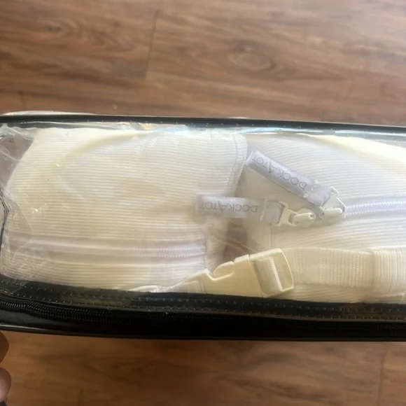 DockATot Deluxe+ - Picture 5 of 6